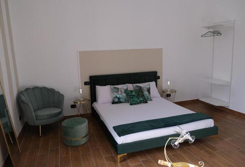 Номер Стандарт с Гидромассажем, Suite La Villa