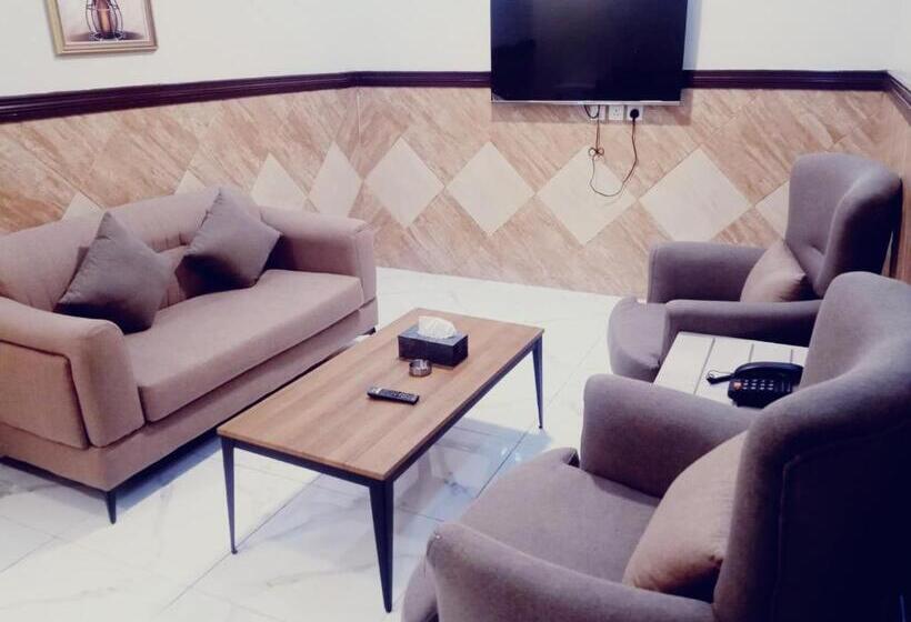 דירת שני חדרים, Best Trip