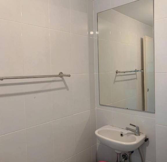 带2个卧室的公寓, Apartemen Tokyo Riverside Pik 2 By Benchmark