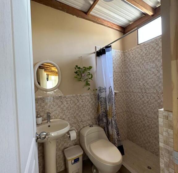 غرفة عائلية, Glamping Toneles Y Viñedos