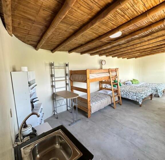 غرفة عائلية, Glamping Toneles Y Viñedos