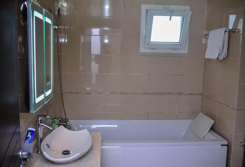 اتاق استاندارد با تخت بزرگ, Guided Hospitality   Luxury Accommodations