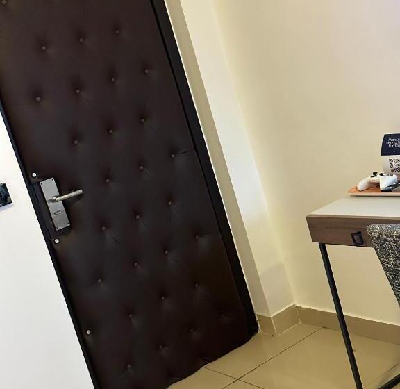 سوییت اجرایی, Guided Hospitality Luxury Accommodations