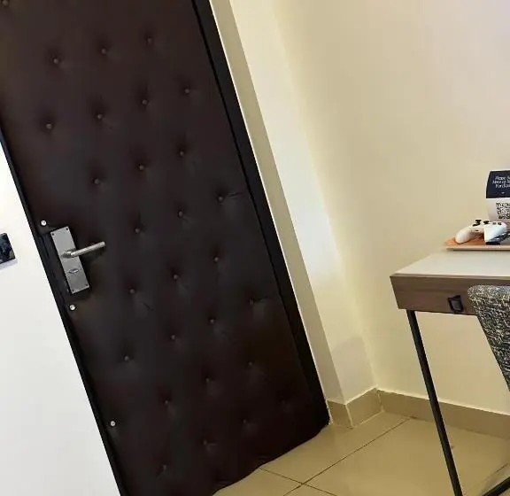 سوییت اجرایی, Guided Hospitality   Luxury Accommodations