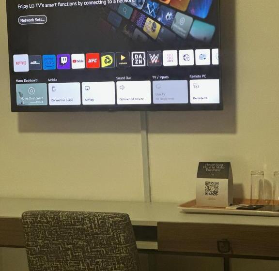 سوییت اجرایی, Guided Hospitality Luxury Accommodations