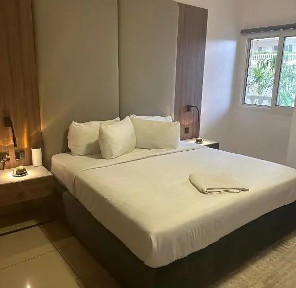 سوییت اجرایی, Guided Hospitality   Luxury Accommodations