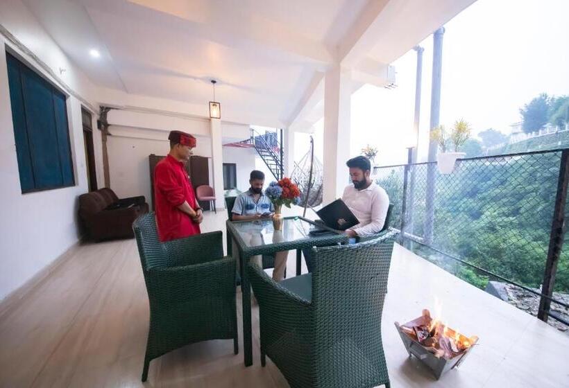 Camera Deluxe, Perfectplus Mussoorie