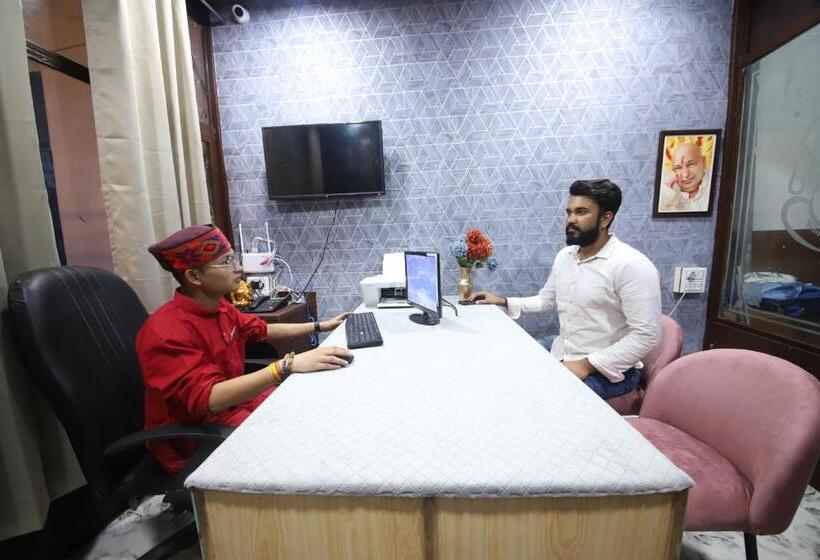 Camera Deluxe, Perfectplus Mussoorie