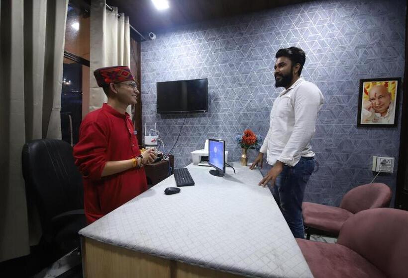 Camera Deluxe, Perfectplus Mussoorie