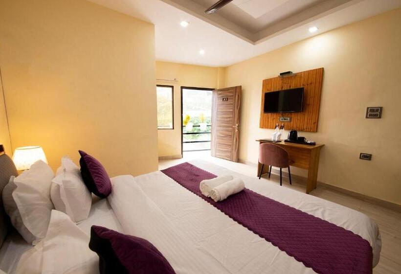 Camera Deluxe Letto King, Perfectplus Mussoorie