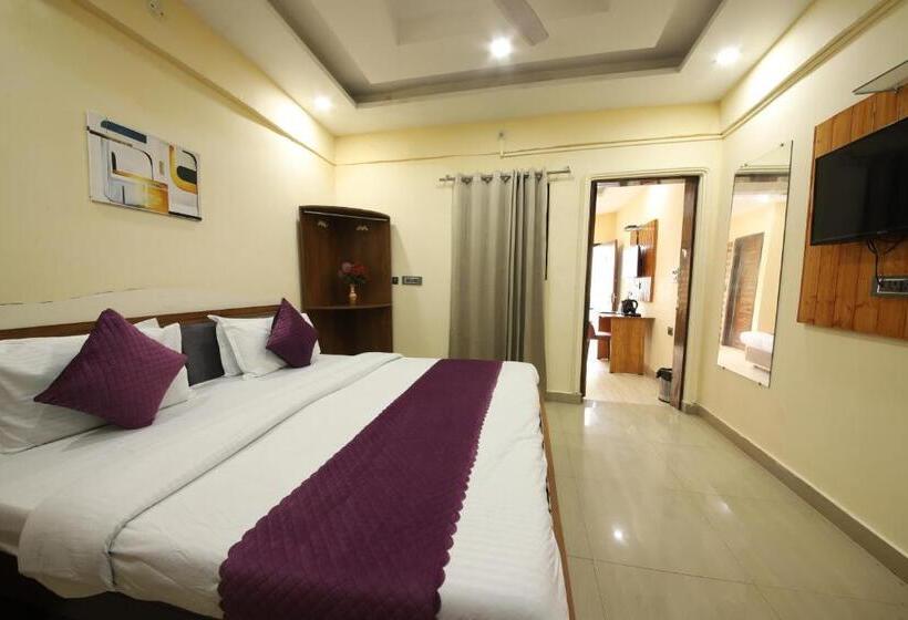 Camera Familiare, Perfectplus Mussoorie