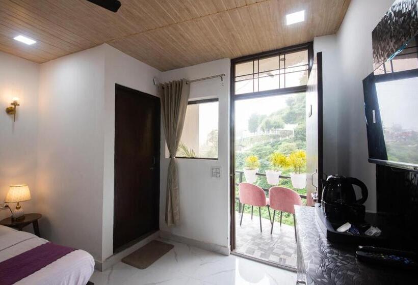 Camera Familiare Vista Montagna, Perfectplus Mussoorie