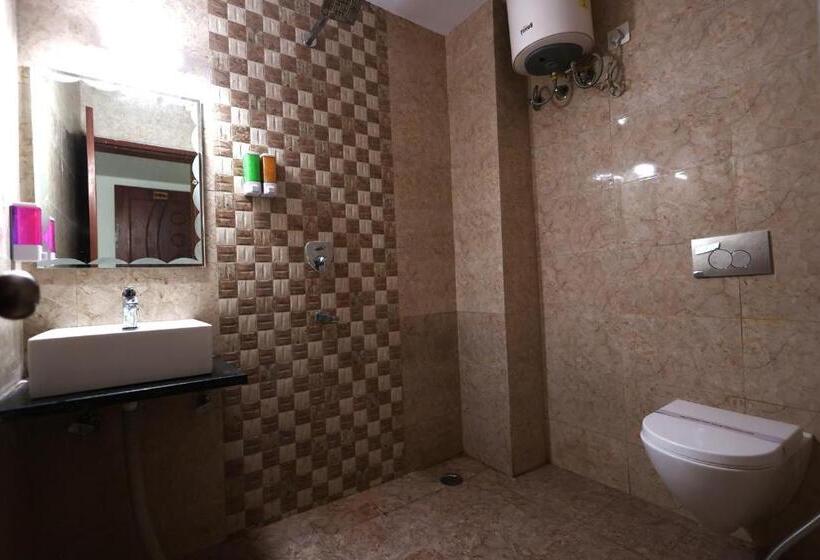 Camera Deluxe Letto King, Perfectplus Mussoorie