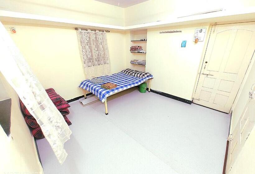 חדר סטנדרט עם מיטת קינג, Shriguru Guest House Akkalkot