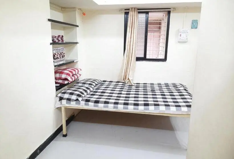 スタンダードルーム, Shriguru Guest House Akkalkot