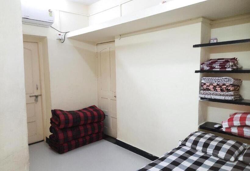 חדר סטנדרט, Shriguru Guest House Akkalkot