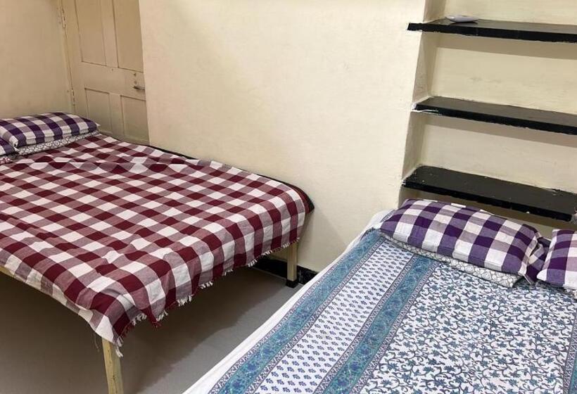 Номер Стандарт, Shriguru Guest House Akkalkot