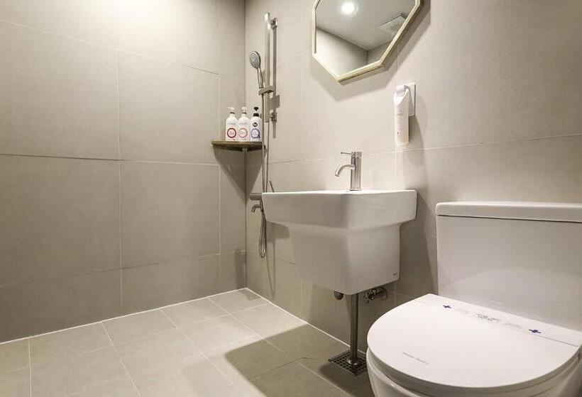 スタンダードルーム, Stay201