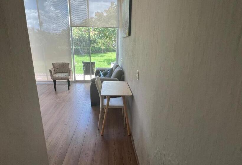 סוויטה נוף לגינה, Willsonsatlascanadas