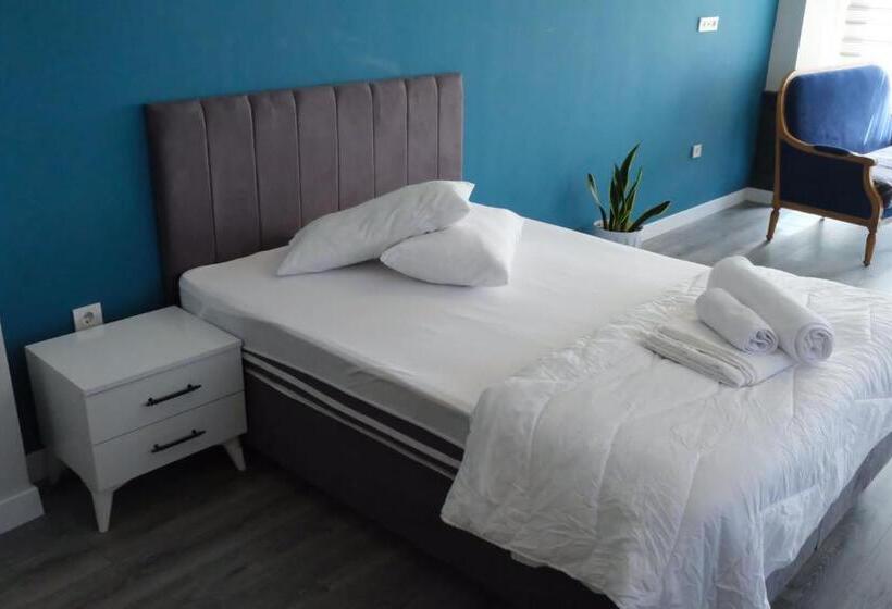 غرفة قياسية, Yalı Houses