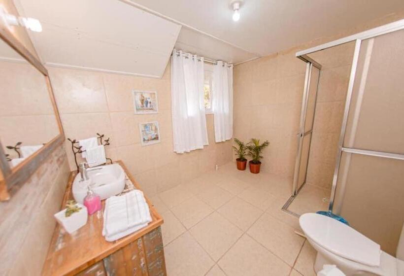 חדר סטנדרט נוף לגינה, Casa Quintal Centro Canela !