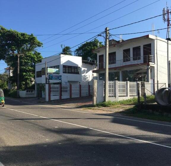 Deluxe Zimmer mit Balkon, Clio Resort Mirissa