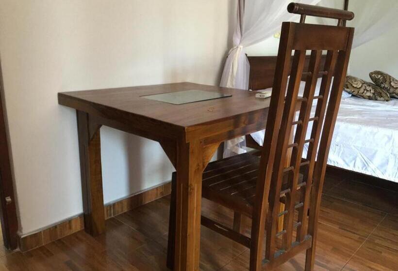 Deluxe Zimmer mit Balkon, Clio Resort Mirissa