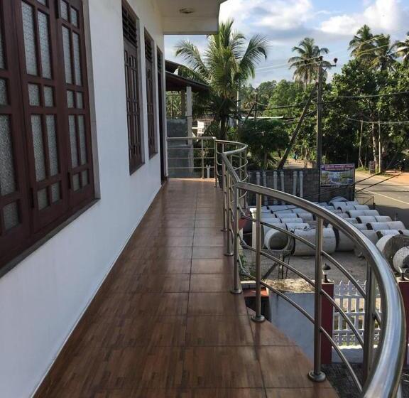 Deluxe Zimmer mit Balkon, Clio Resort Mirissa