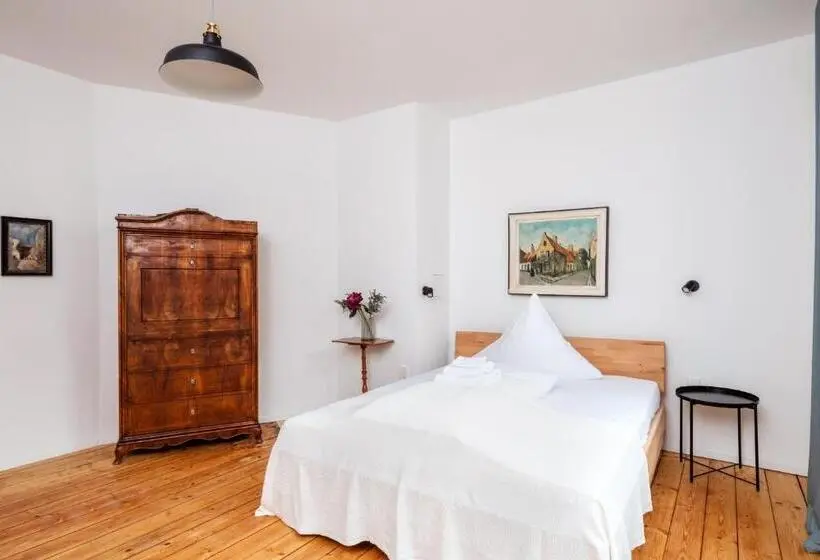 Standard-huone Jaettu Kylpyhuone, Künstlerzimmer Im Kulturhaus Häselburg