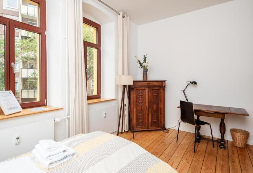 标准间, Künstlerzimmer Im Kulturhaus Häselburg