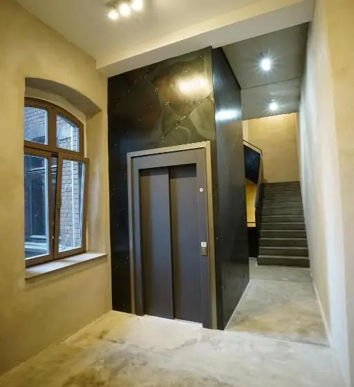 Standard-studio, Künstlerzimmer Im Kulturhaus Häselburg