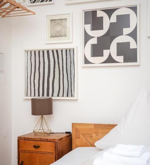 标准间, Künstlerzimmer Im Kulturhaus Häselburg