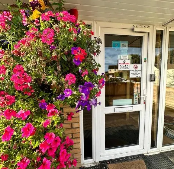 اتاق استاندارد سه نفره, Malahide Guest Rooms