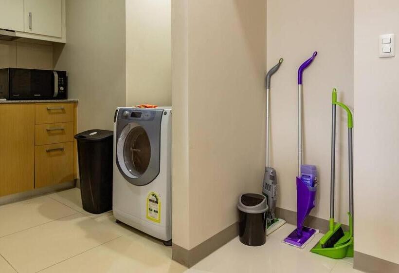 آپارتمان 1 خوابه, Spacious Cozy Condo With Gym And Shared Pool