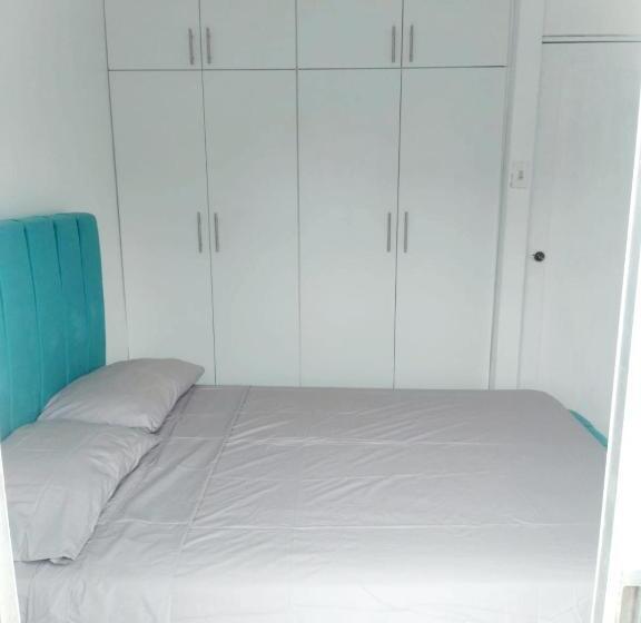 דירת חדר, Villa Mivana