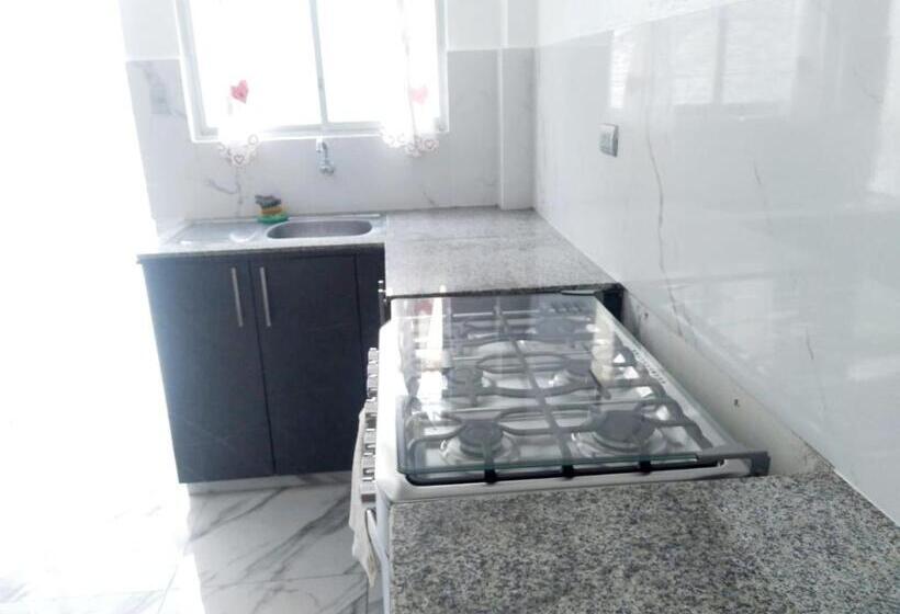 דירת חדר, Villa Mivana