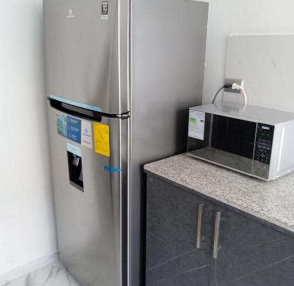 דירת חדר, Villa Mivana