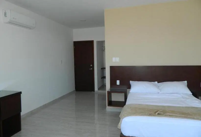 سوئیت با بالکن, Acl Suites