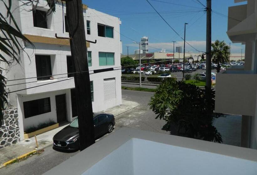 디럭스 스위트, Acl Suites