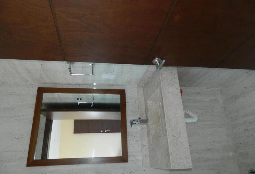 اتاق استاندارد با بالکن, Acl Suites