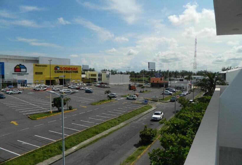 발코니 디럭스 룸, Acl Suites