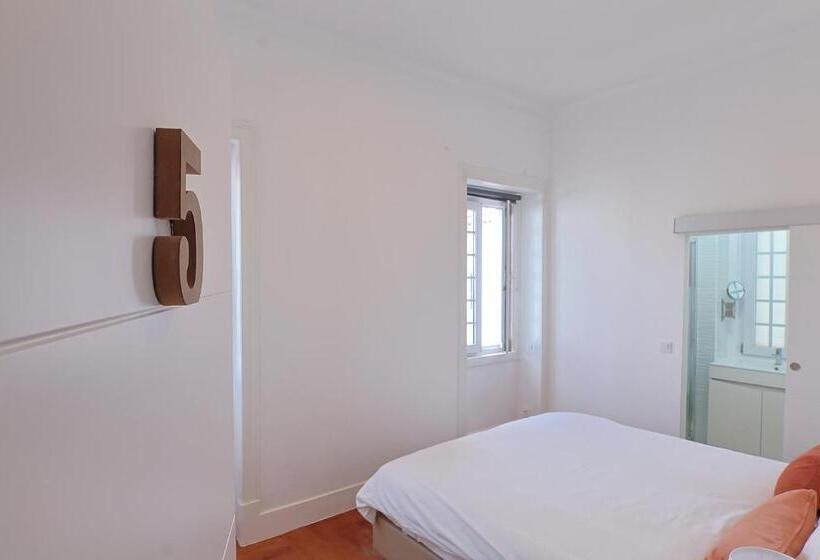 اتاق سوپریور, Vila Olivença