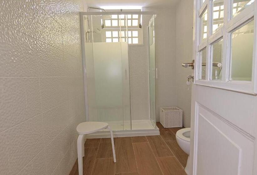 חדר משפחתי, Vila Olivença