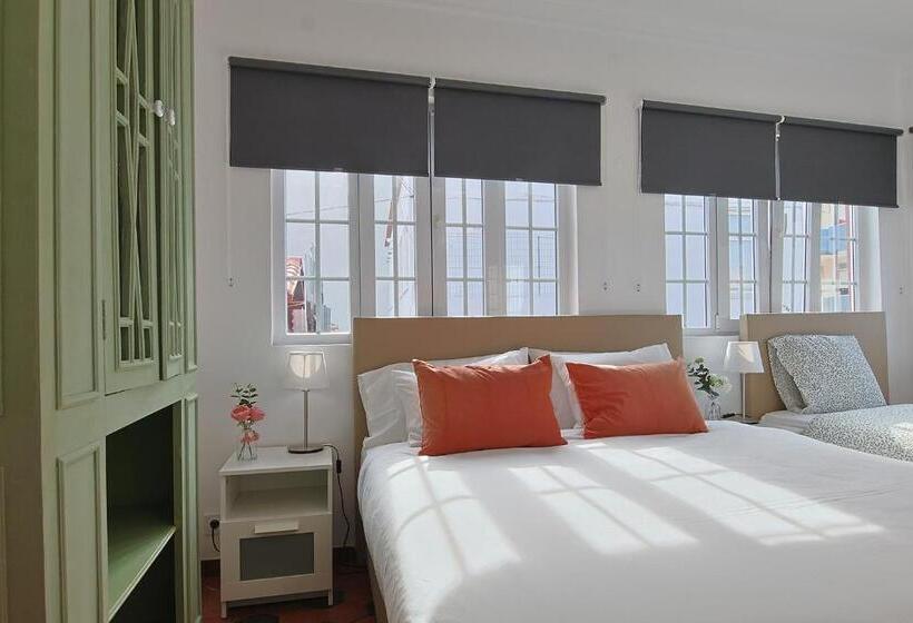 חדר משפחתי, Vila Olivença