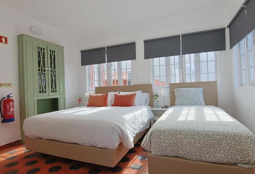 חדר משפחתי, Vila Olivença