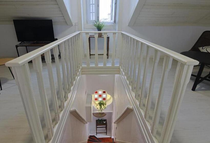 اتاق استاندارد یک نفره, Vila Olivença