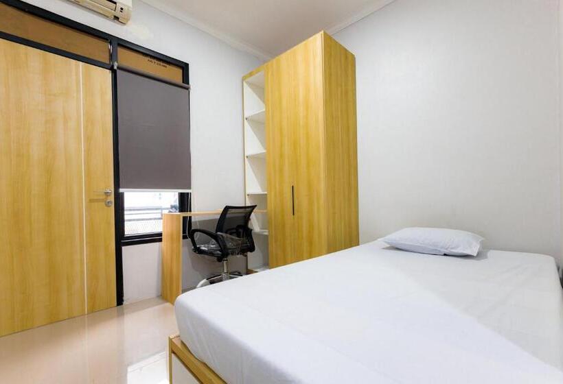 标准间, D Twinz House Syariah Redpartner