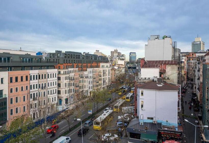 スタンダードトリプルルーム, Mayza Otel