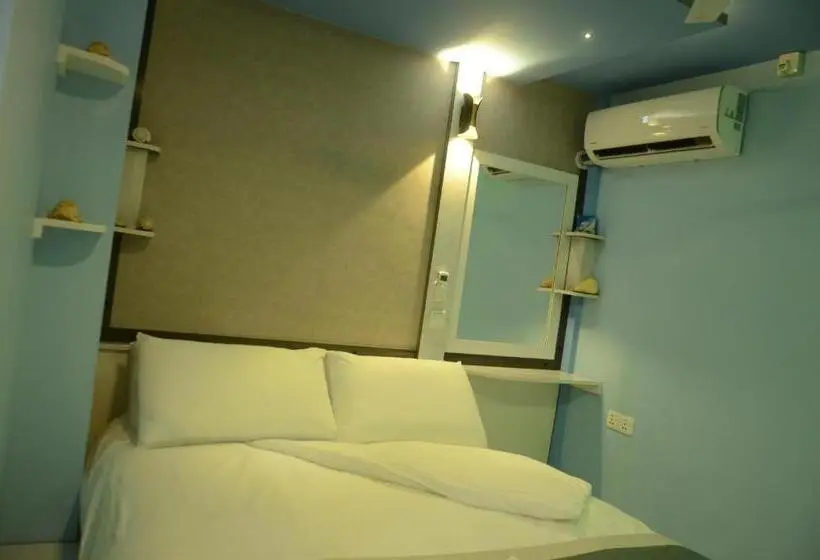 اتاق لوکس, Isle Inn Guesthouse