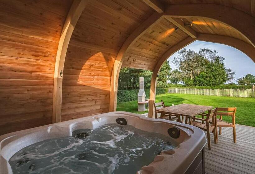 침실 1개 주택, Luckington Burrows